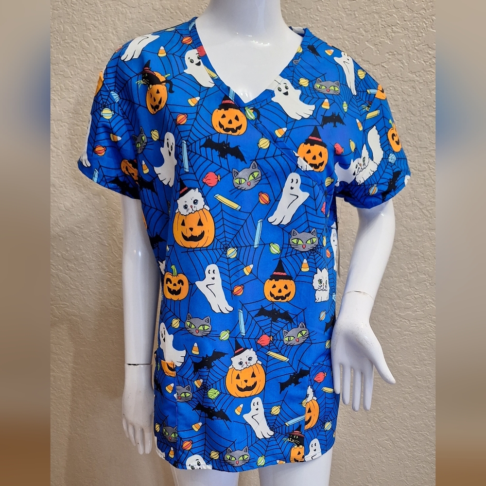 NWT 🎃Serene Scrub Super Cute Halloween